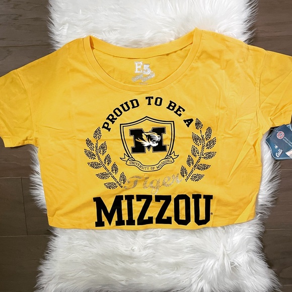 Mizzou Tigers Rhinestone Crop T-Shirt - Picture 2 of 12